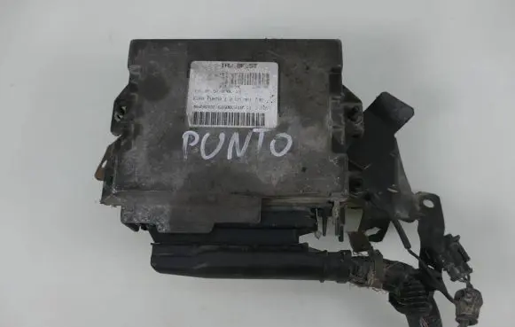 Fiat Punto (176) Engine control unit/module ECU 46456322