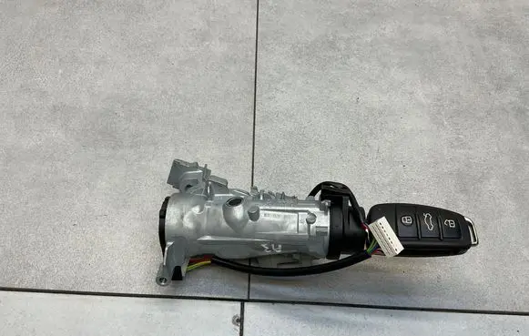 Audi A3 S3 8V Ignition lock 1K0905851 5Q0905865