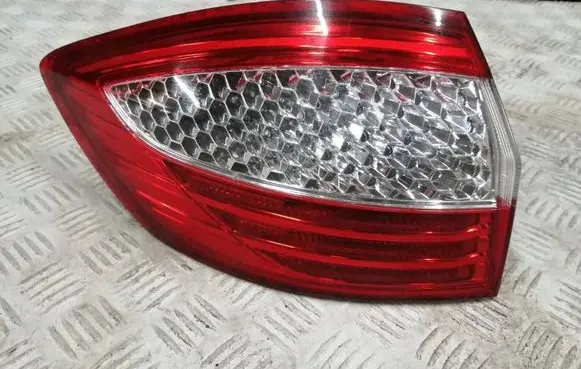 Ford Mondeo MK IV Rear/tail lights