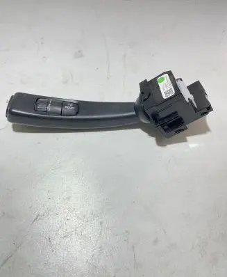Volvo S60 Indicator stalk 31394001