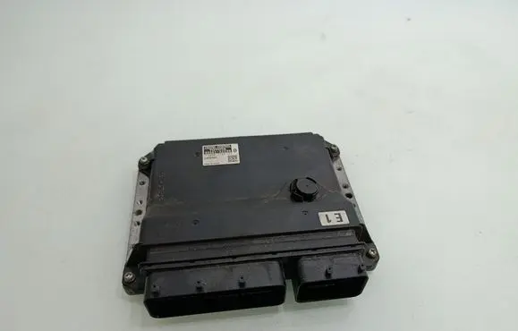 Toyota RAV 4 (XA30) Engine control unit/module 8966142C00 1758007734