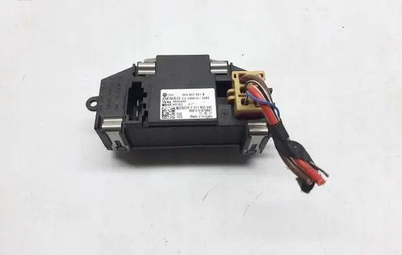 Audi TT TTS Mk2 Heater blower motor/fan resistor 3C0907521B