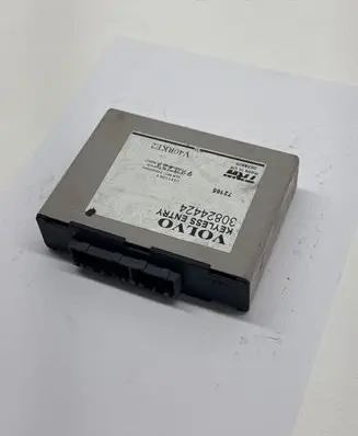 Volvo S40, V40 Other control units/modules 30824424 0038809 72165