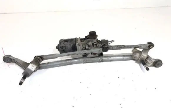 Front wiper linkage and motor