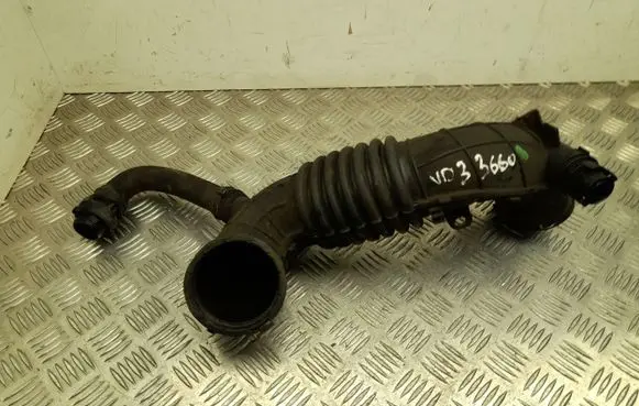 BMW 3 F30 F35 F31 Air intake hose/pipe 8578651
