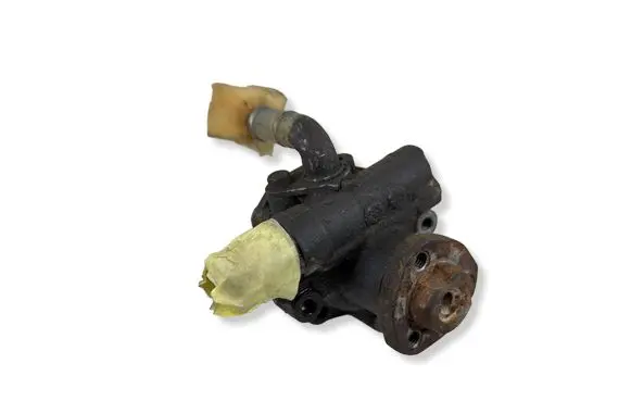 Volkswagen Golf IV Power steering pump 1J0422154B