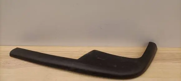 Volkswagen PASSAT B4 Front bumper lip 3A080794B