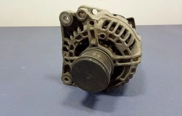 Skoda Roomster (5J) Generator/alternator 045903023