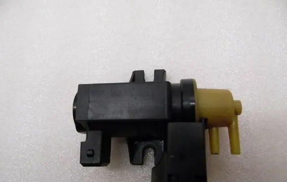 BMW 5 GT F07 Turbo solenoid valve 7626350