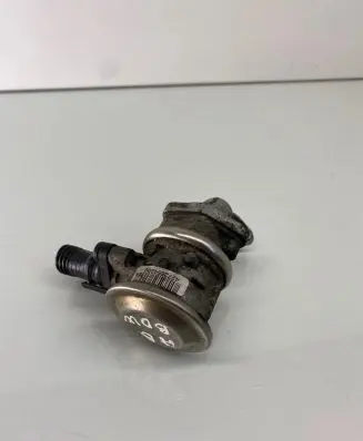 Audi A6 S6 C6 4F EGR valve 06E131101C