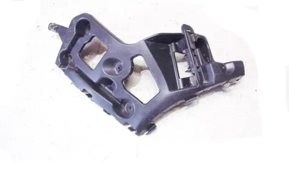 Renault Captur Rear bumper mounting bracket 852220257R