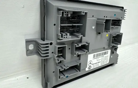 Mercedes-Benz E W213 Comfort/convenience module A2139009829 A1679020607 A2139016111