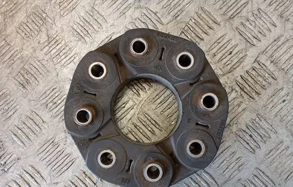 Mercedes-Benz CLS C218 X218 Rear prop shaft donut coupling/joint 2404110115