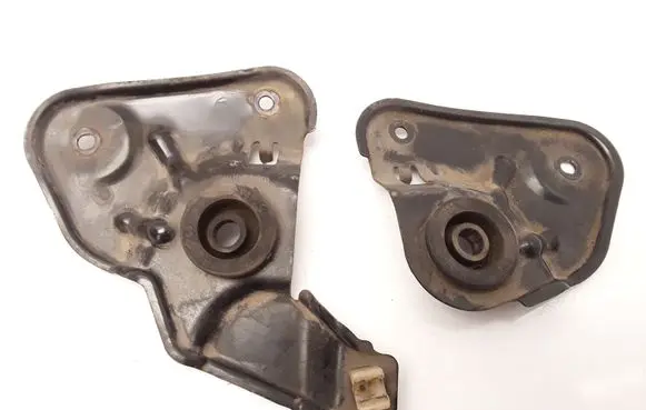 Nissan Almera Tino Radiator mount bracket