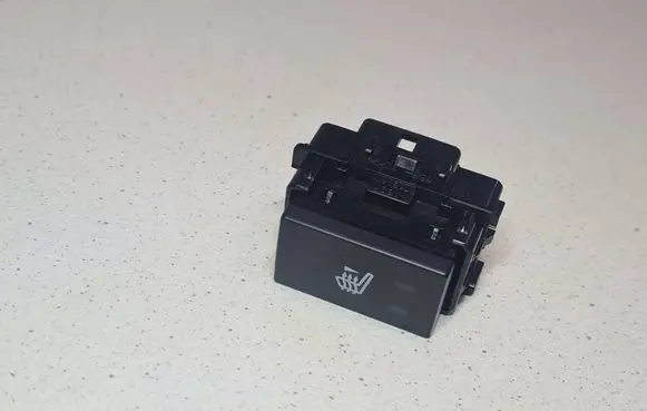 Subaru Outback (BS) Seat heating switch 75E961 1361D9N