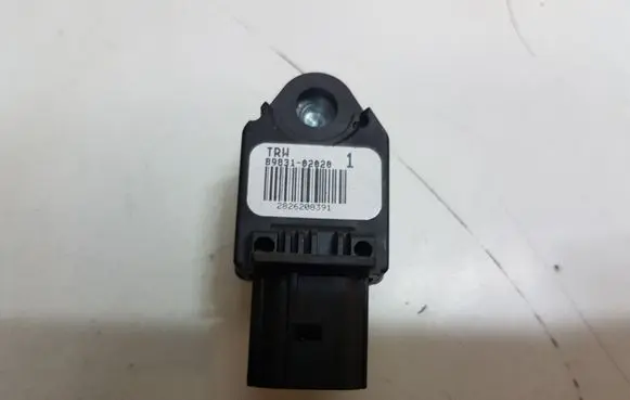 Lexus IS 220D-250-350 Airbag deployment crash/impact sensor 8983102020