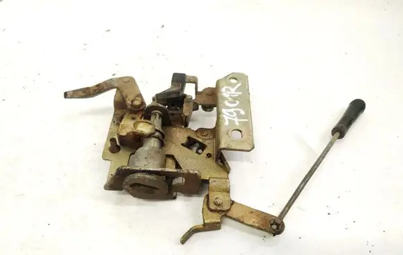 Volkswagen Transporter - Caravelle T4 Front door lock (next to the handle) 