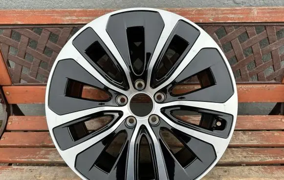 Mercedes-Benz GLC C254 R18 alloy rim 