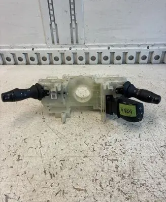 Renault Master III Wiper turn signal indicator stalk/switch 255679223R 8X18