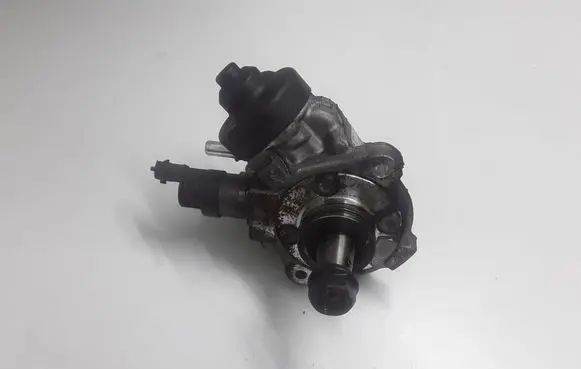 KIA Sorento Fuel injection high pressure pump 331002F000