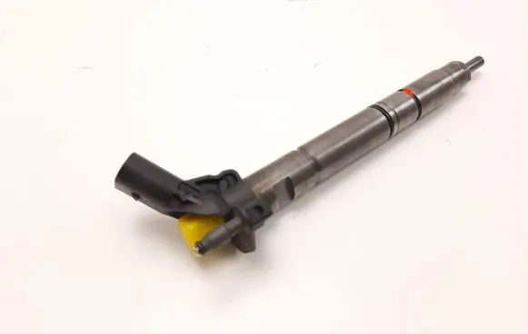 Audi Q7 4L Fuel injector 059130277CD 0445117022