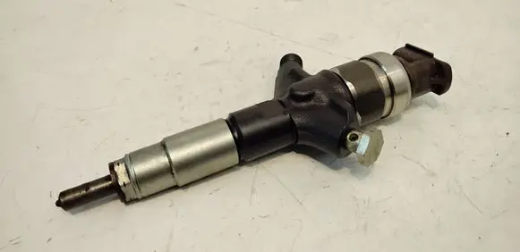 Subaru Forester SH Fuel injector 16613AA020 09K12852 B300CEE9