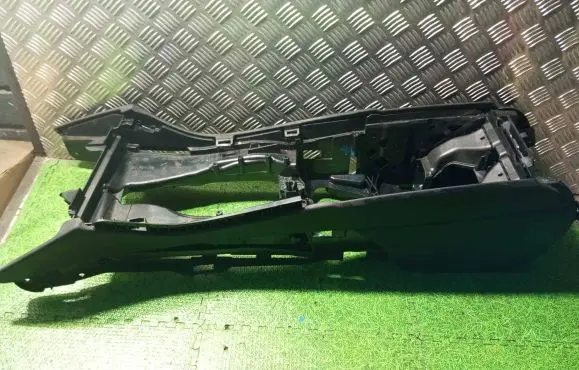 BMW 5 F10 F11 Center console 9171570