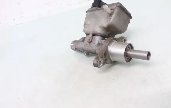 Audi A3 S3 8P Master brake cylinder 1K1611301C 03350886321