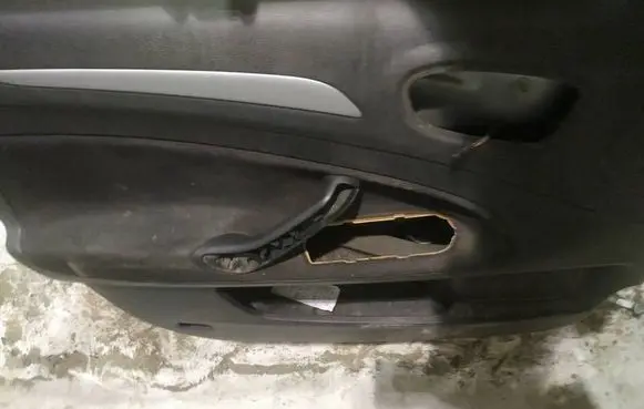 Ford Mondeo MK IV Front door card panel trim 