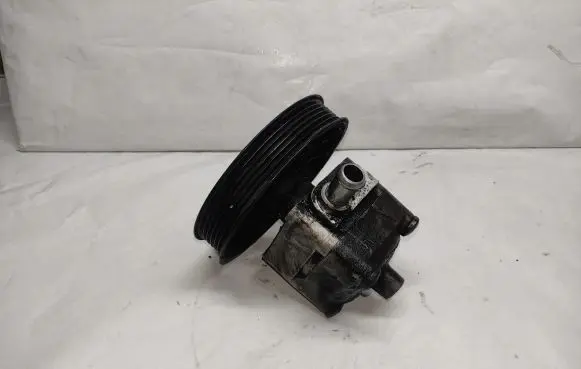 Volvo S80 Power steering pump 7611332112
