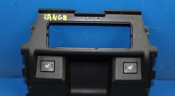 Land Rover Range Rover Sport L320 Seat heating switch