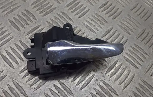 Mitsubishi Outlander Front door interior handle MN105359