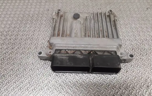 Mercedes-Benz E W211 Engine control unit/module A6461501334 A0044464840