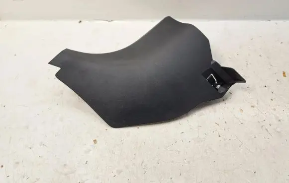 Toyota Avensis T270 Foot area side trim 6211205050C0 6211205050