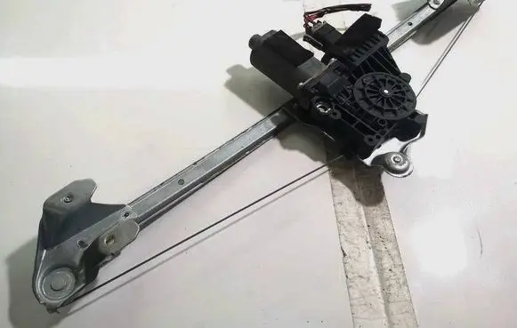 Opel Zafira B Sliding door window regulator with motor 