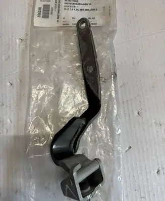 Audi A1 Tailgate/trunk/boot hinge 8X3827299A 13525011 T233267