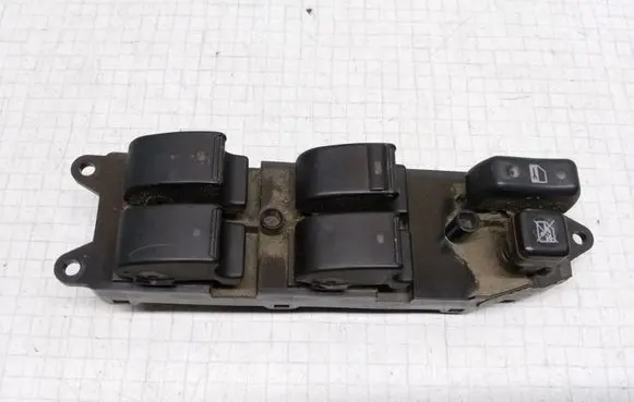 Toyota Corolla E120 E130 Electric window control switch 848200F030 54355667D