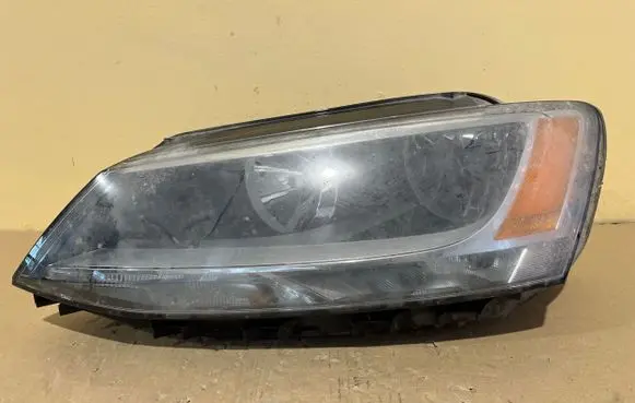 Volkswagen PASSAT B7 USA Headlight/headlamp 09558593