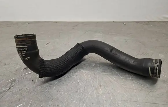 Opel Astra H Engine coolant pipe/hose 13223885