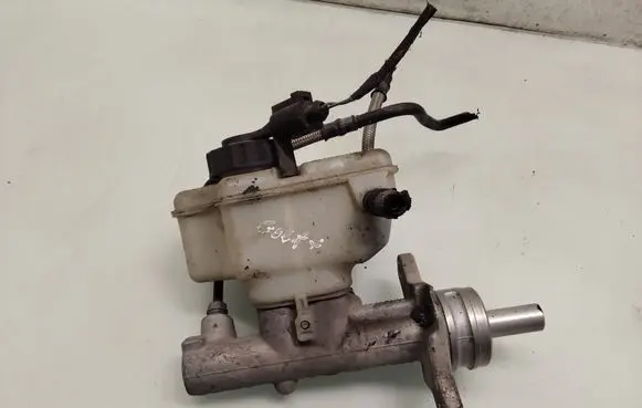 Volkswagen Golf Plus Master brake cylinder 1K16113010
