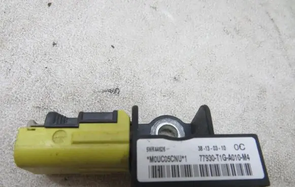 Honda CR-V Airbag deployment crash/impact sensor 77930-T1G-A010-M4