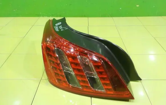 Peugeot 508 Rear/tail lights 9686293780A