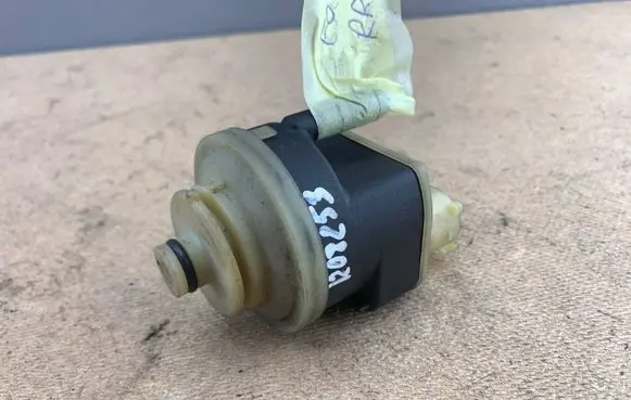 BMW 5 GT F07 Fuel filter heater 13328572519 13328517897 8572519