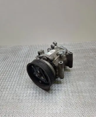 Renault Clio III Air conditioning (A/C) compressor (pump) 8200819568 13415804862