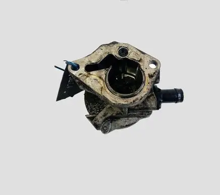Nissan Qashqai Vacuum pump 8200577807