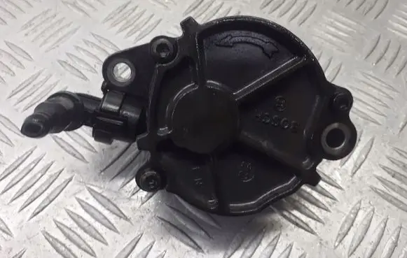 Peugeot 407 Vacuum pump