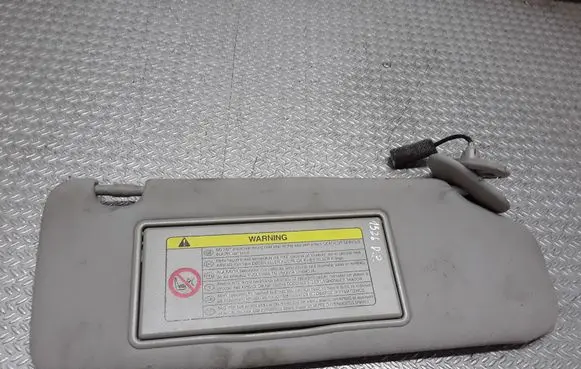 Toyota Avensis T250 Sun visor