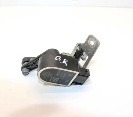 BMW 5 F10 F11 Rear air suspension level height sensor 6861351