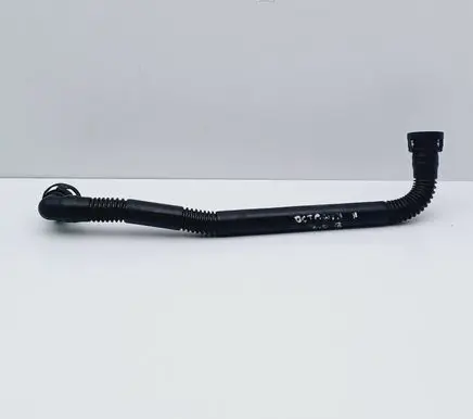Skoda Octavia Mk2 (1Z) Breather hose/pipe 06A131127