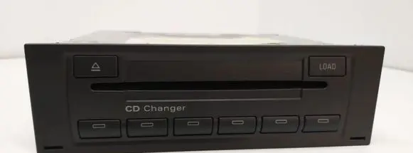 Audi A4 S4 B7 8E 8H CD/DVD changer 8E0035111D